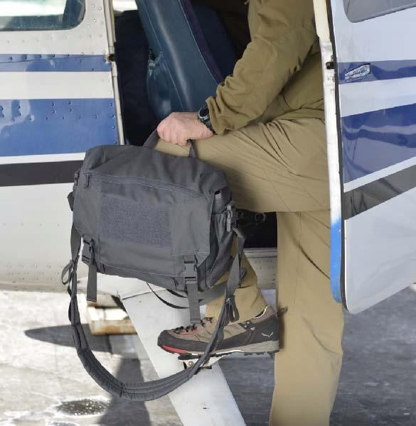 TORBA NA RAMIĘ MIEJSKA URBAN COURIER BAG MEDIUM 9,5L HELIKON Black