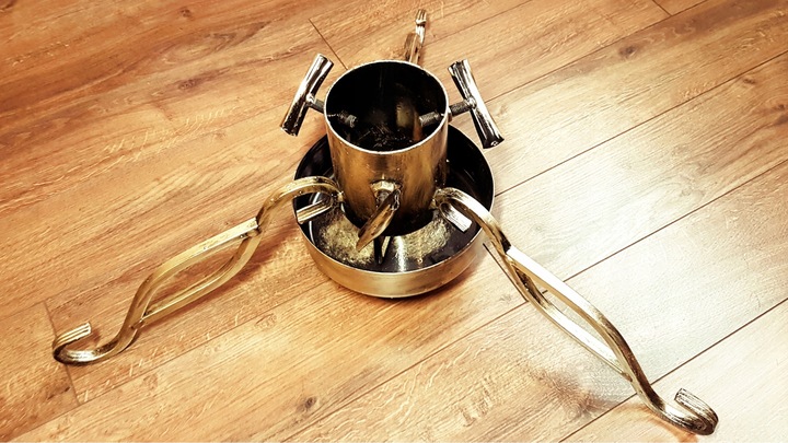 STOJAK NA POD ŻYWĄ CHOINKĘ ZE ZBIORNIKIEM MISKĄ NA WODĘ KUTY KOLEC STABILIZ