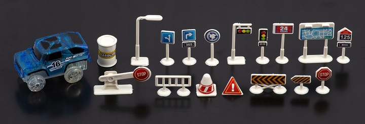 TOR SAMOCHODOWY WYŚCIGOWY ŚWIECĄCY 360 el GLOW TRACKS MAGIC TRACKS AUTO