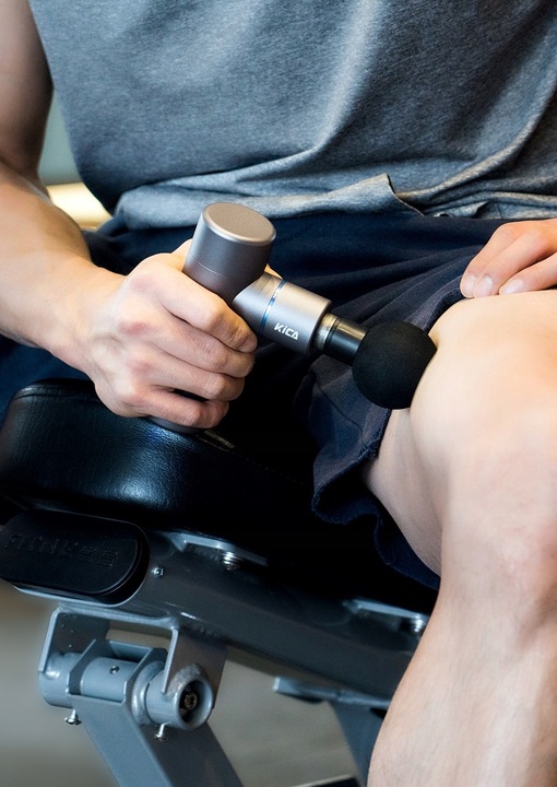 Aluminiowy pistolet do masażu Kica 4 głowice cellulit zakwasy