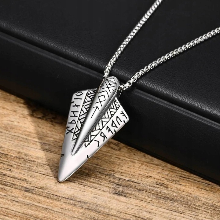 Srebrna Zawieszka Grot do Strzał, Runy Wikingowie