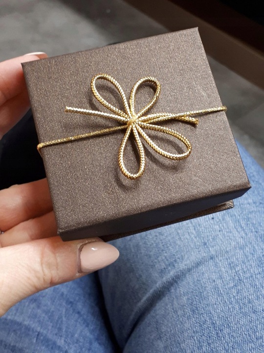 Złoty pierścionek zaręczynowy ONE WAY grawer r.8