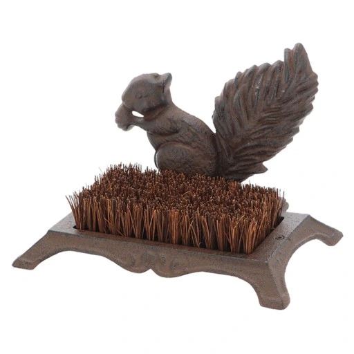Skrobaczka do butów Wiewiórka żeliwna Esschert Design Czyścibut pod Drzwi