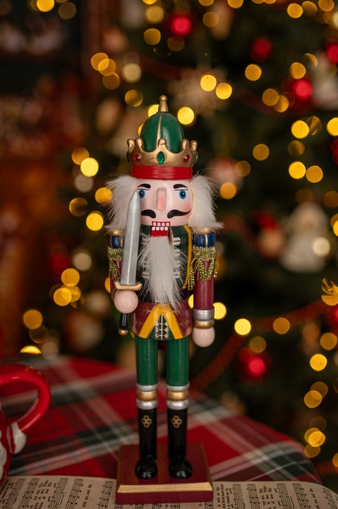 ŚWIĄTECZNE FIGURKI DZIADEK DO ORZECHÓW DUŻY DREWNIANY OZDOBA NA PODSTAWCE