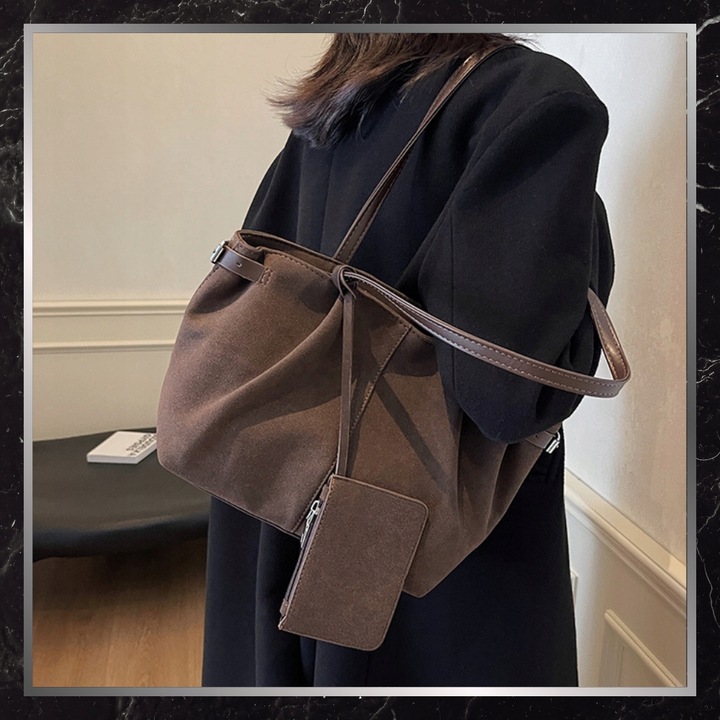 Torebka Damska A4 Na Ramię Brązowa Torba Pojemna Elegancka Skóra Zamszowa