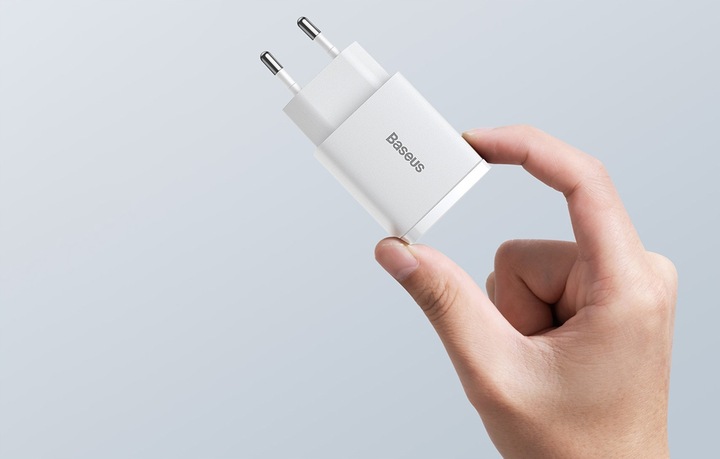 BASEUS ŁADOWARKA SIECIOWA ZASILACZ KOSTKA USB-A USB-C QC 3.0 PD 3.0 5V 3A