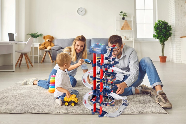 Parking garaż samochodowy zabawka z windą elektryczną zjeżdżalnia dla autek