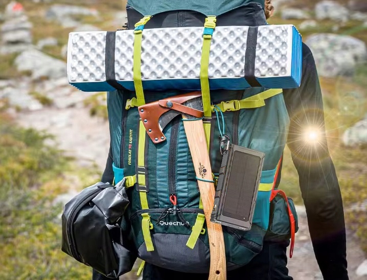 POWERBANK ŁADOWARKA SOLARNY INDUKCJA 36000mAh 8xUSB LATARKA 2x LED USB-C PD