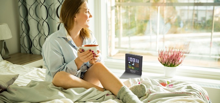 STACJA POGODOWA POGODY BEZPRZEWODOWA TERMOMETR HIGROMET CZUJNIK ZEGAR DATA