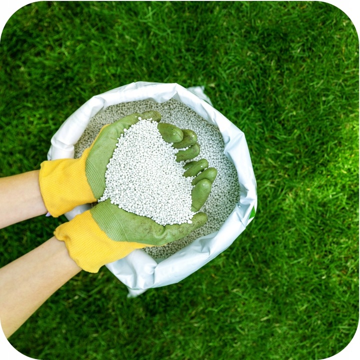 NAWÓZ ANTYMECH FLOROVIT 8KG INTERWENCYJNY DO TRAWNIKÓW TRAWNIKA Z MCHEM