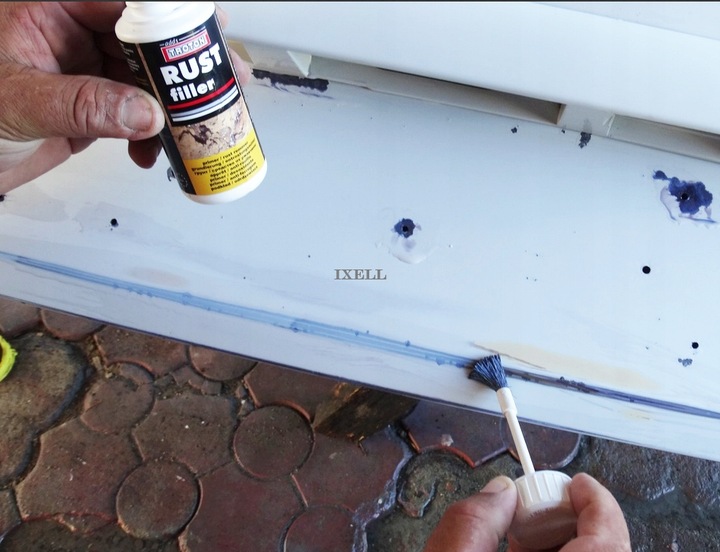 RUSTFILLER neutralizator rdzy + podkład z pędzelkiem 250 ml TROTON 648