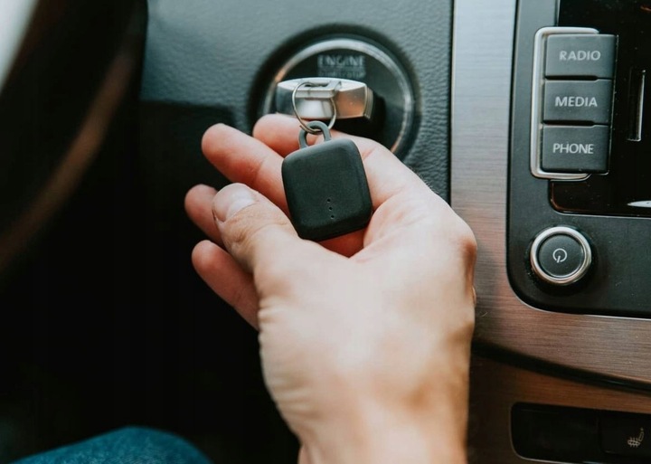 LOKALIZATOR KLUCZY SAMOCHODU PSA ROWERU GPS Z SYGNAŁEM NOTIONE GO PLUS