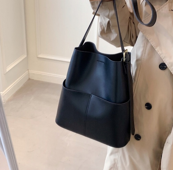 Torebka Damska Szoperka CZARNA Torba na Ramię Pojemna Shopper A4 Eko Skóra