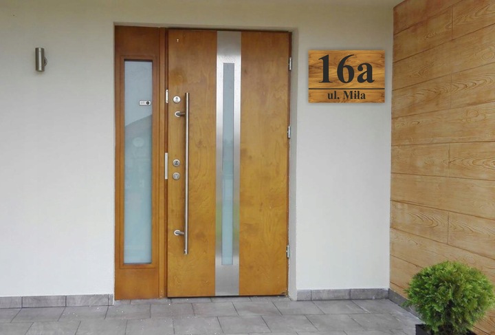 RÓŻNE WZORY TABLICZKA + DYSTANSE MONTAŻOWE | Z NUMEREM DOMU ADRESEM ULICĄ