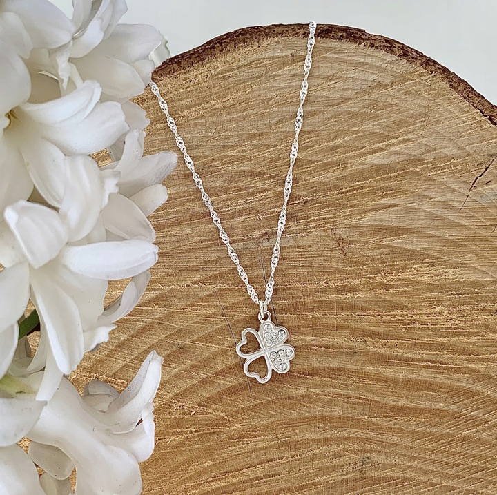 Naszyjnik srebrny 925 koniczynka i cyrkonie idealny prezent dla niej 45 cm