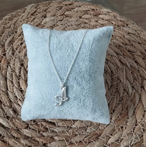 Naszyjnik srebrny z LITERKĄ A łańcuszek pancerka pudełko 45 cm