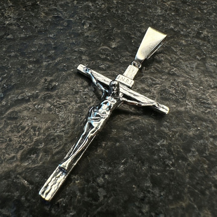 Krzyżyk duży srebrny męski 925 z Jezusem wizerunkiem pasyjka