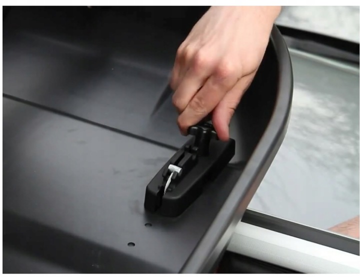 Box dachowy bagażnik Inter Pack Stella 370 czarny kevlar