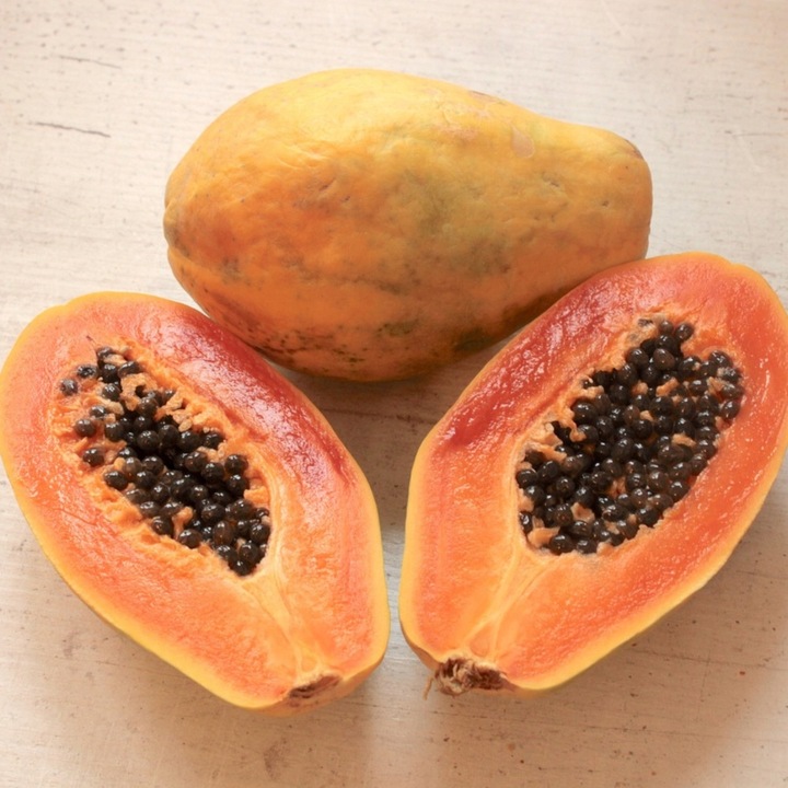 APIS Oxy O2 Dotleniający peeling do twarzy efekt mikrodermabrazji 100ml