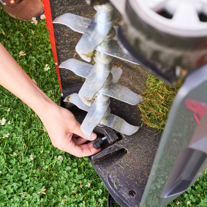 Wertykulator aerator elektryczny AL-KO 38.4 E 1400W 114040 z koszem 2 wałki