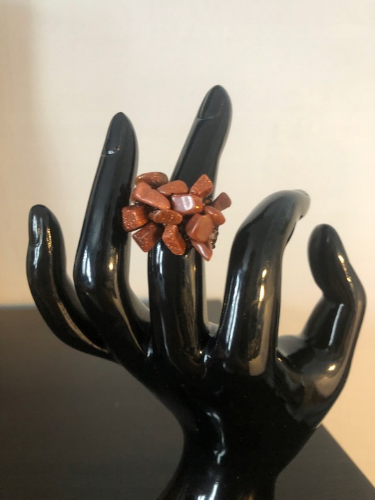 Pierścionek na gumce piasek pustyni i toho kamienie 9