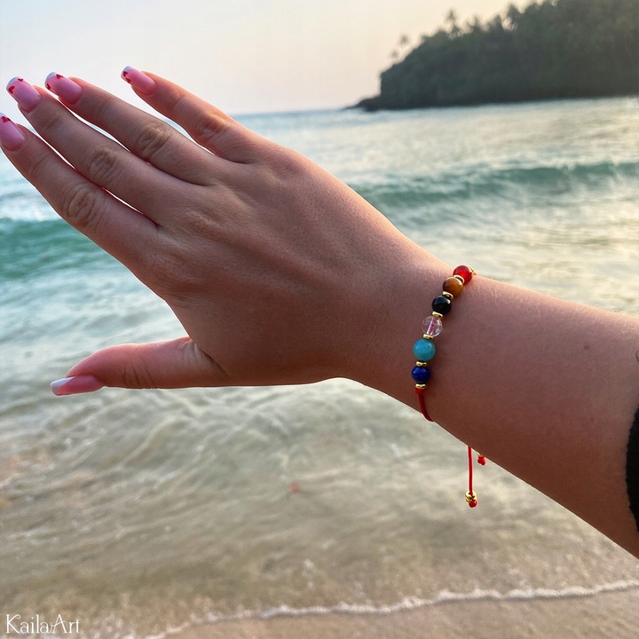 STRZELEC ZNAK ZODIAKU BRANSOLETKA czerwona na sznurku z kamieni naturalnych