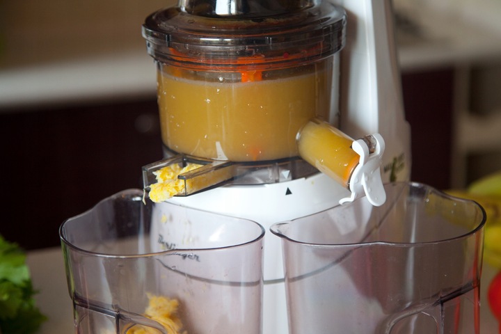 WYCISKARKA WOLNOOBROTOWA MAX800W SOKOWIRÓWKA FIRMY BERLINGER DUŻA MOC