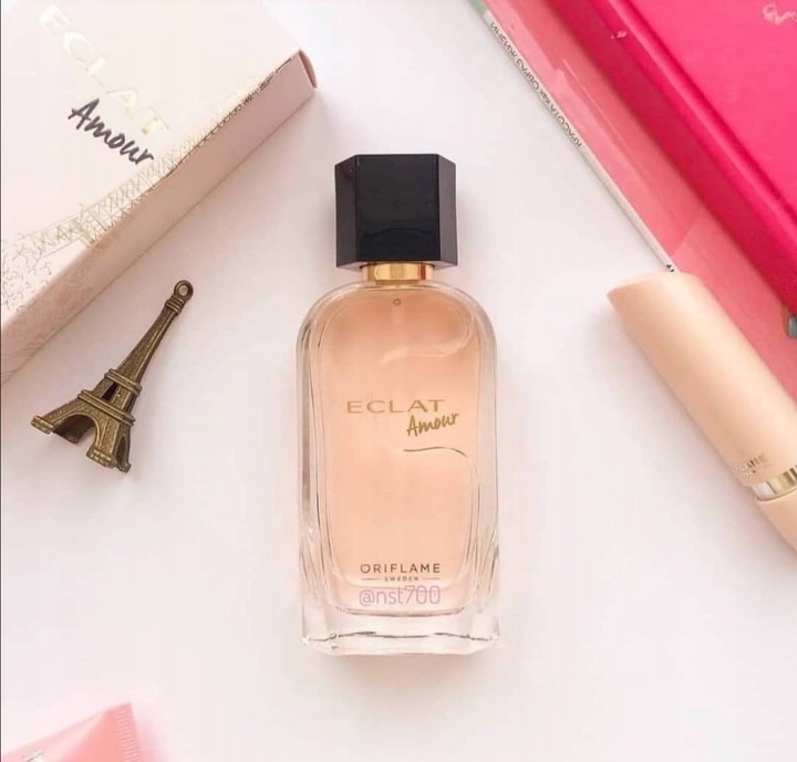 ORIFLAME WODA TOALETOWA DLA NIEJ ECLAT AMOUR