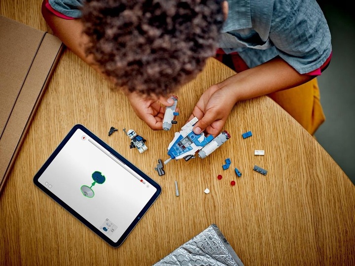 KLOCKI LEGO STAR WARS 75391 MIKROMYŚLIWIEC Y-WING KAPITANA REXA + TORBA