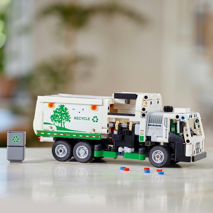 LEGO Technic 42167 Mack LR Elektryczna śmieciarka Samochód z Ładowarką Auto