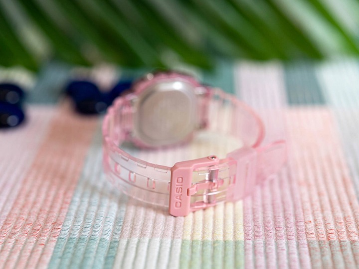 DAMSKI ZEGAREK CASIO LA-20WHS-4AEF VINTAGE DZIECKO