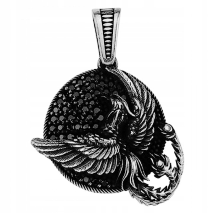 Męska zawieszka medalion na łańcuszek Fenix na tle czarnych kamieni, srebro