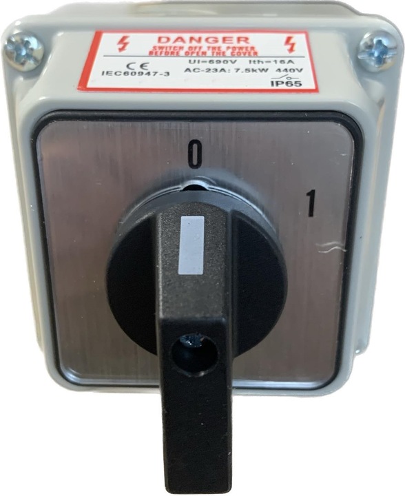 ŁĄCZNIK KRZYWKOWY 16A 0-1 3F W OBUDOWIE IP65