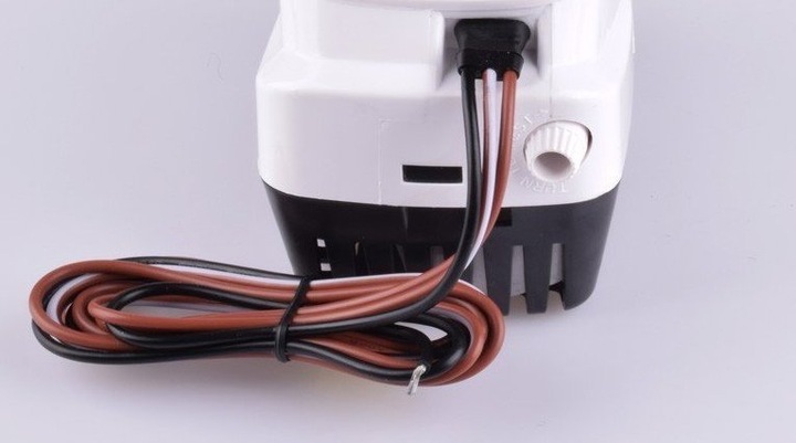 AUTOMATYCZNA POMPA WODY ZĘZOWA SEAFLO 12V 1100GPH / 70L DO JACHTU MOTORÓWKI