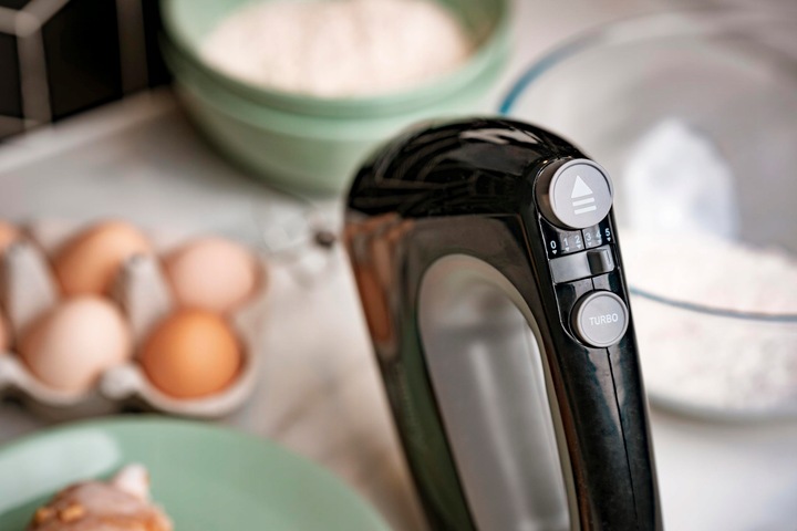 Mikser ręczny Robot kuchenny 750W 5 biegów + TURBO 4 Mieszadła Wolny start