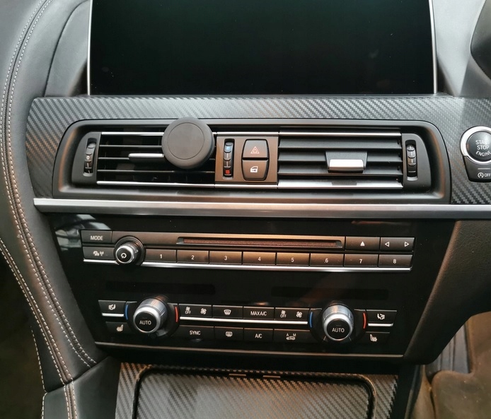 FOLIA SAMOCHODOWA CARBON 3D OKLEINA MAT 1,27m x 2m