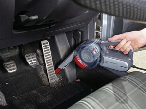 Odkurzacz samochodowy 12V Black+Decker PV1200AV
