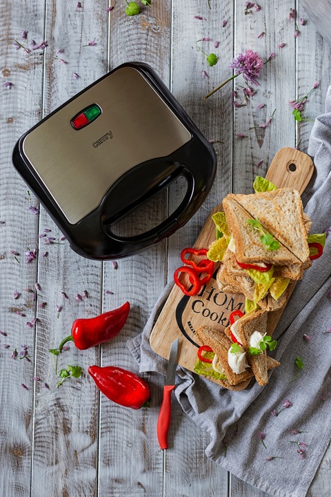 Opiekacz Do Kanapek Toster Ceramiczny Sandwich Do Chrupiących Tostów 850 W