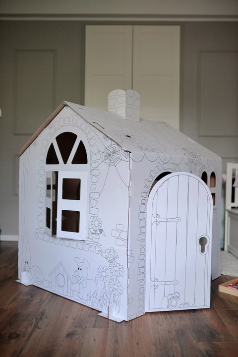 DOMEK Z TEKTURY tekturowy do malowania kartonowy