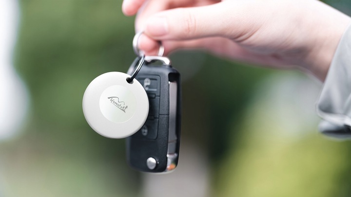 Lokalizator GPS Life Tag MiLi IOS APPLE do plecaka kluczy bagażu dla psa