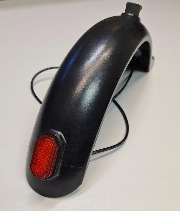 Błotnik tylny Motus Scooty 8.5 + Światło LED