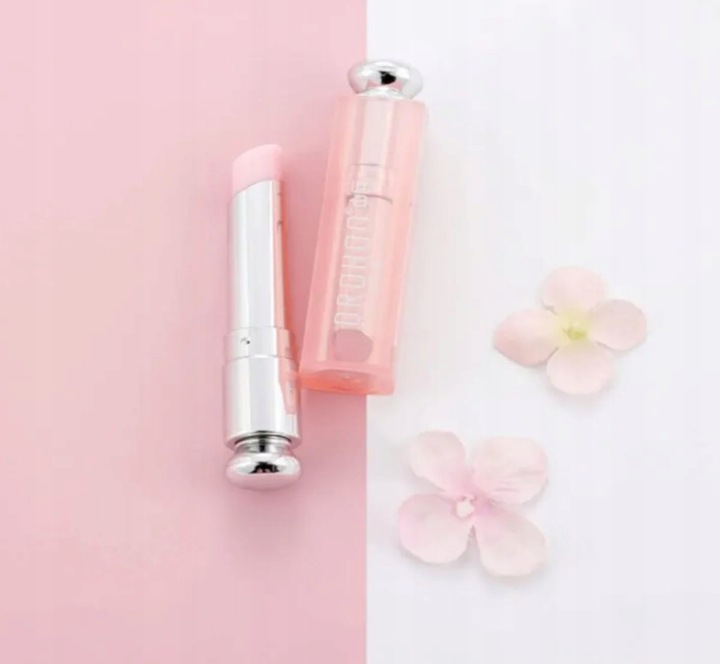 MASEŁKO DO UST BALSAM POMADKA DROHOO //