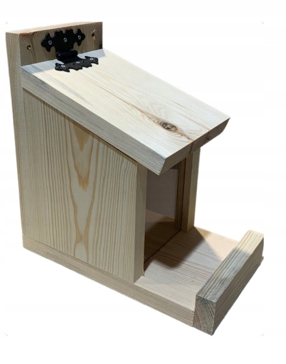 Karmnik dla wiewiórek drewniany - domek