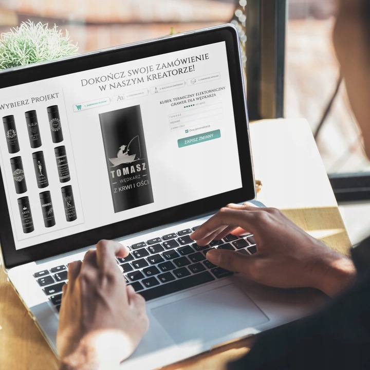 Kubek Termiczny z Grawerem Wyświetlacz 450ml Termos z Zaparzaczem na Kawę