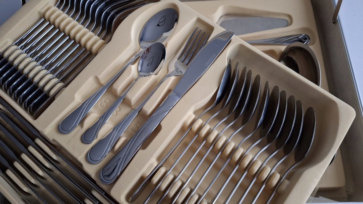 KOMPLET SZTUĆCÓW ZESTAW SZTUĆCÓW NA 12 OSÓB SZTUĆCE POŁYSK WALIZKA 72 EL.