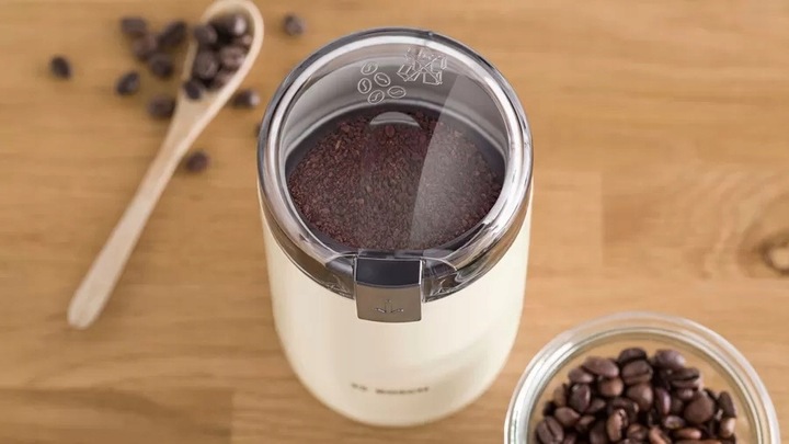 BOSCH MŁYNEK ELEKTRYCZNY DO KAWY KREMOWY TSM6A017C