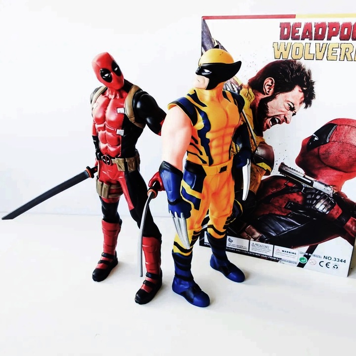 FIGURKA DEADPOOL DUŻA olbrzymia 34 cm, DEADPOOL & WOLVERINE 2024