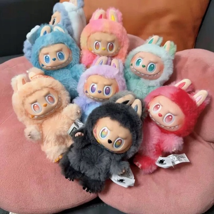 MASKOTKA LALKA LALECZKA BRELOK FIGURKA PLUSZAK NIESPODZIANKA MIŚ LABUBU