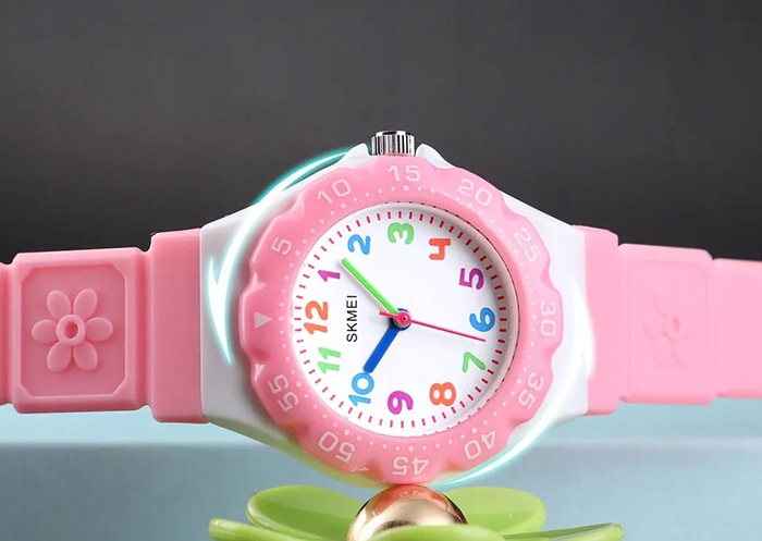 Zegarek dziecięcy SKMEI analogowy różowy fioletowy czytelna tarcza