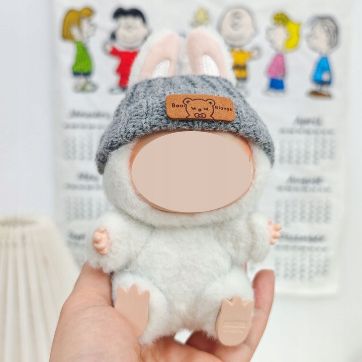 2 ręcznie robione zestawy swetrów dla lalek (15-17 cm)